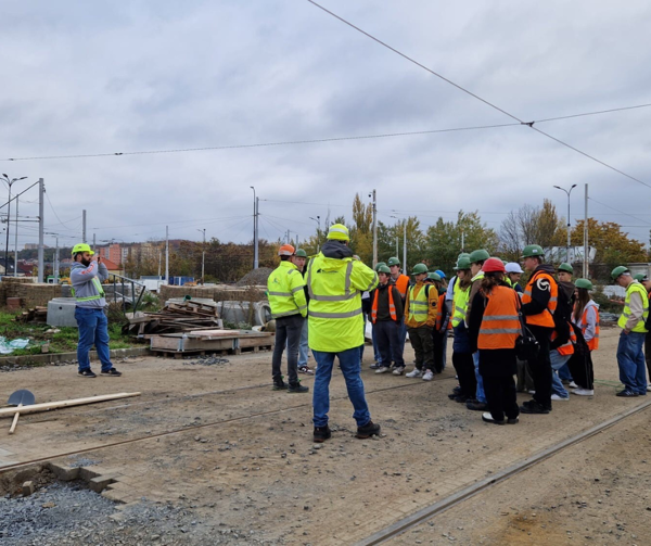 Skvělá exkurze na naší stavbě v Praze Hloubětíně!