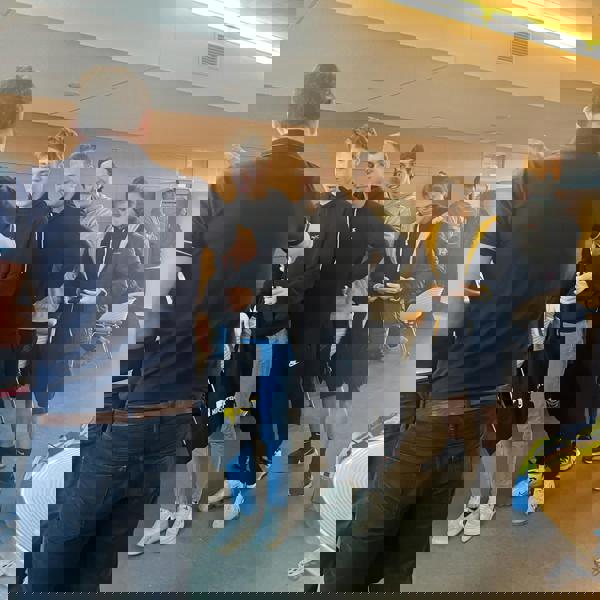 7B7f24d2 81Db 4Dbe Acbb Cdcd4ff1f3a8