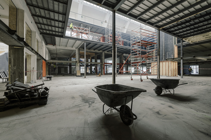 OBRAZEM: Pardubický Grand k nepoznání, rekonstrukce je v plném proudu