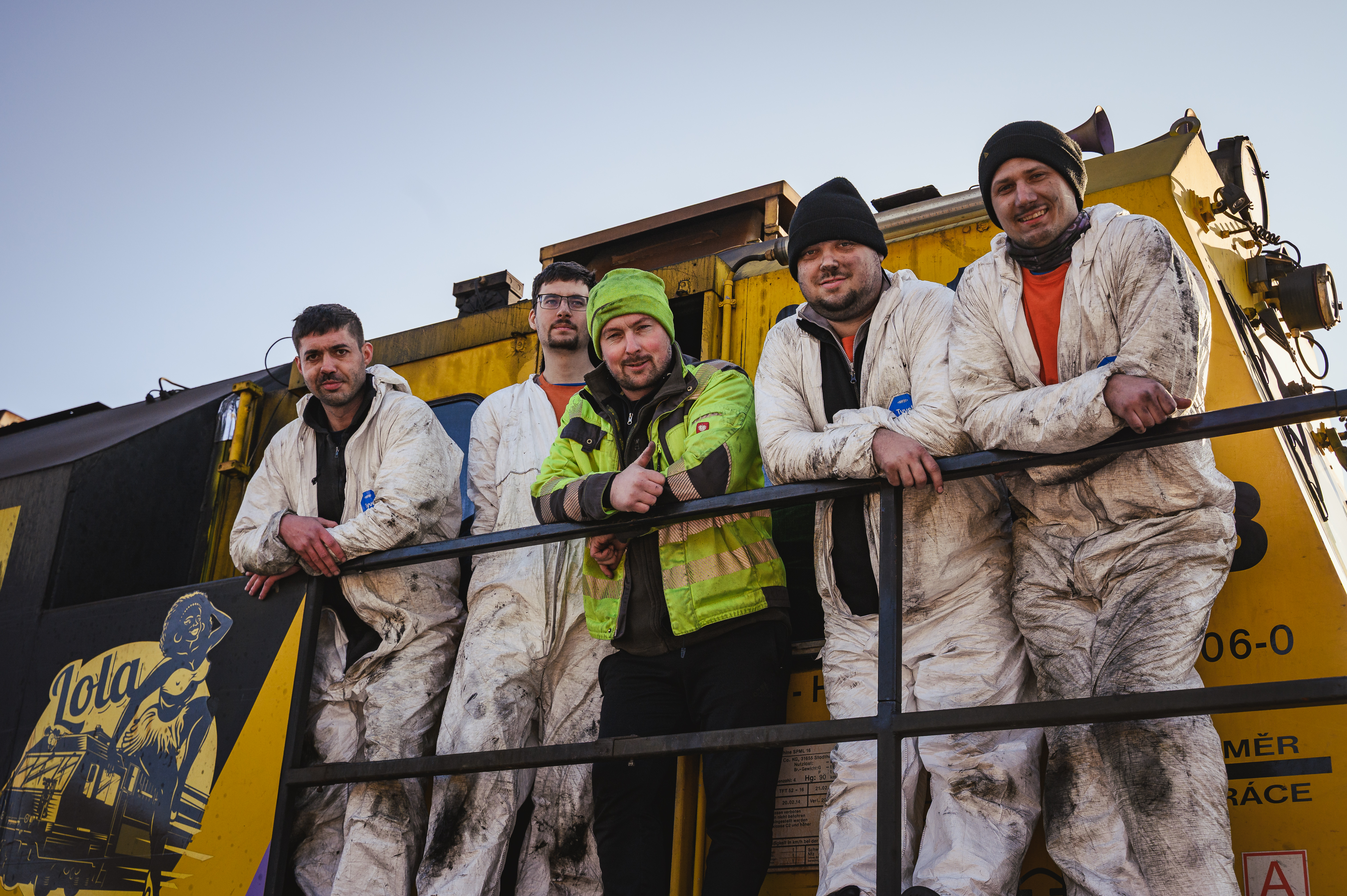 HROCHOSTROJ SKLÍZÍ ÚSPĚCH NA SLOVENSKU